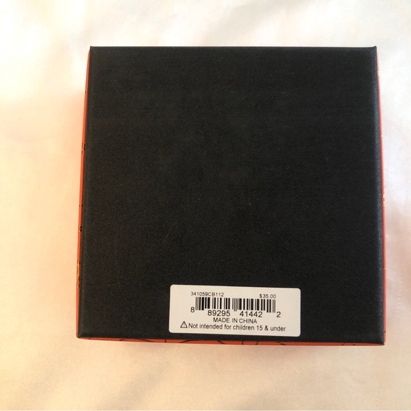 Betsey Johnson Hematite Tone Spider Mismatch Drop Earrings Crystal Accents NIB - Picture 9 of 10